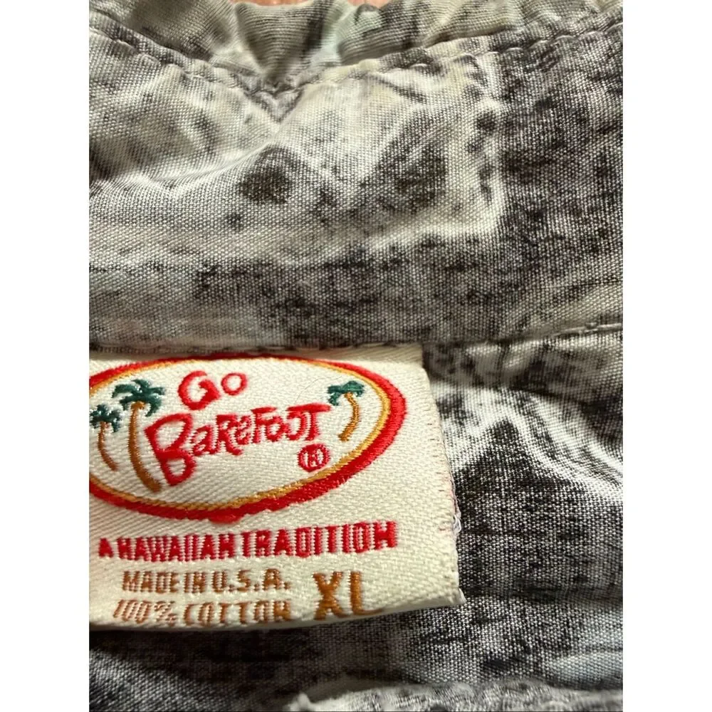 Go Barefoot Makau Fish Hook Hawaiian Shirt Men’s Size XL